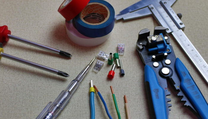 辅助开挂工具“闲逸闲逸碰胡真的有挂吗”详细分享装挂步骤